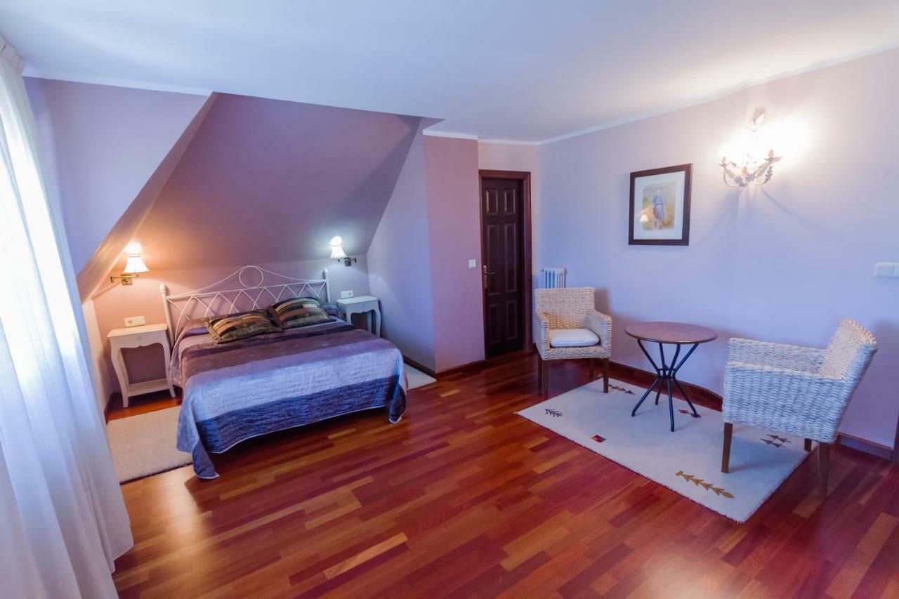 Hotel Rural Lacelo